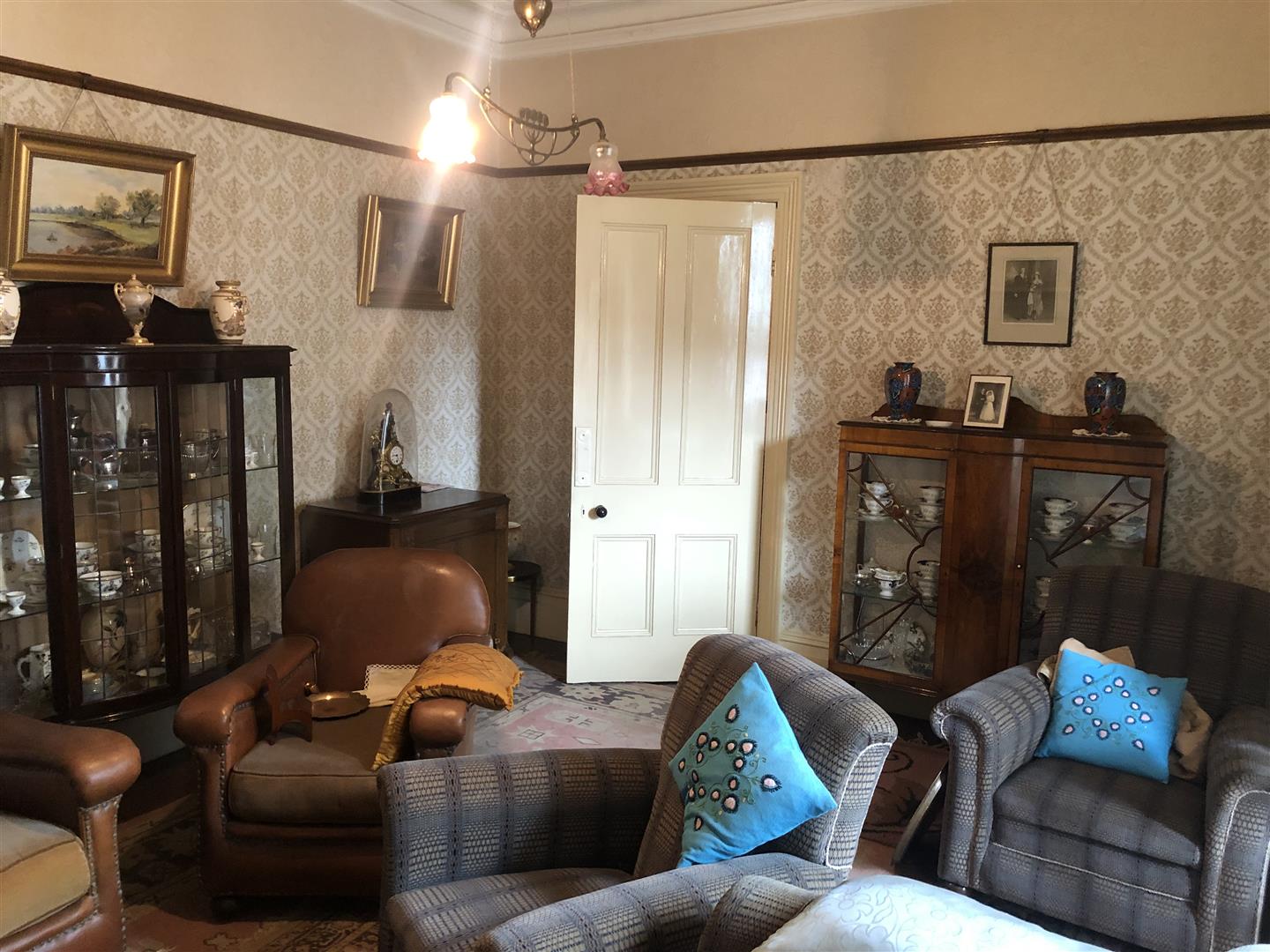 ANOTHER ROOM ASPECT
